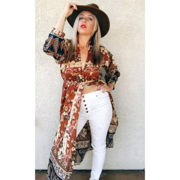 Easel WHITE JEANS HI-WAIST BUTTON FRONT brand boutique - Picture 5 of 12